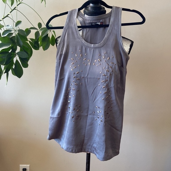 𝅺⭐️2 FOR $20⭐️ William Rast grey satin racer back blouse - Picture 3 of 9